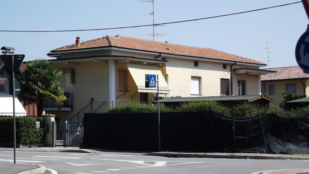 Yellow House Cir 12040 Cassano Magnago エクステリア 写真