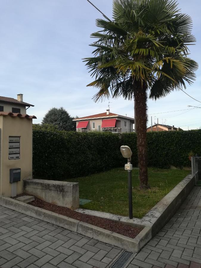Yellow House Cir 12040 Cassano Magnago エクステリア 写真