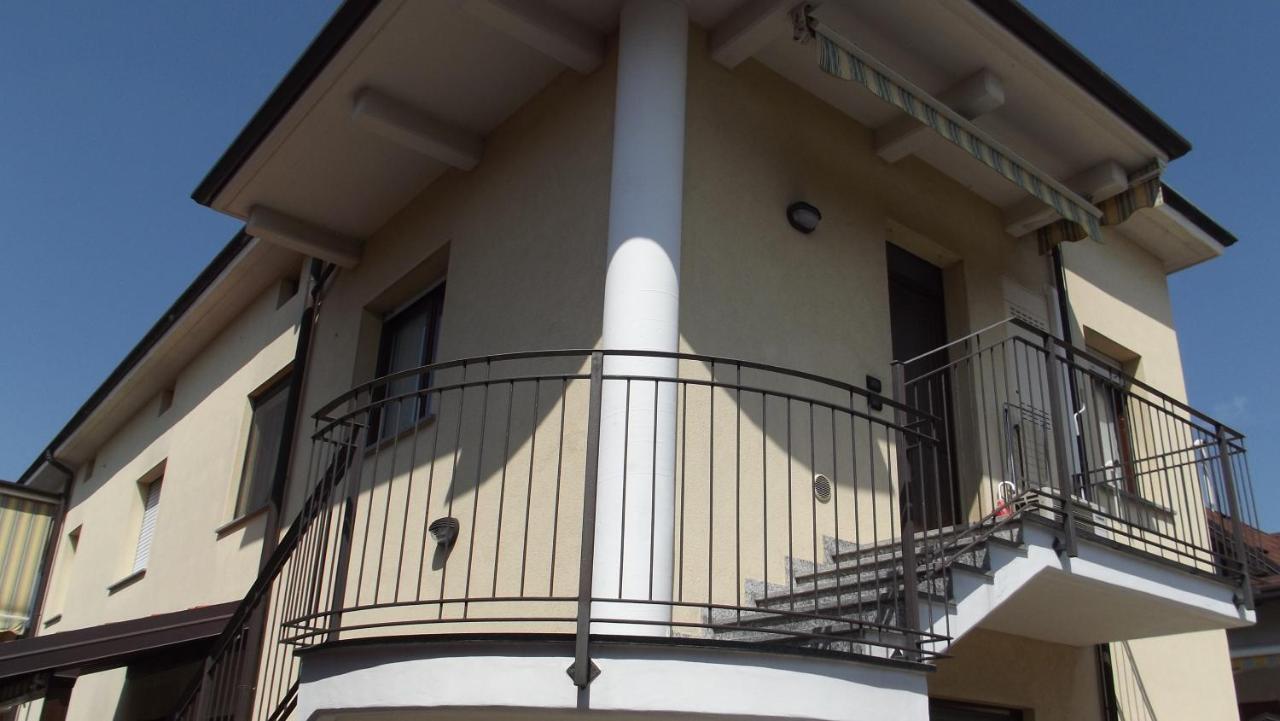 Yellow House Cir 12040 Cassano Magnago エクステリア 写真